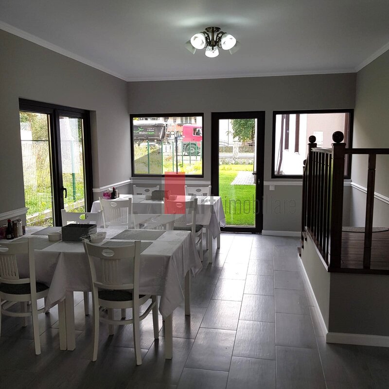 Busteni, vila pensiune, zona centrala, afacere functionala.